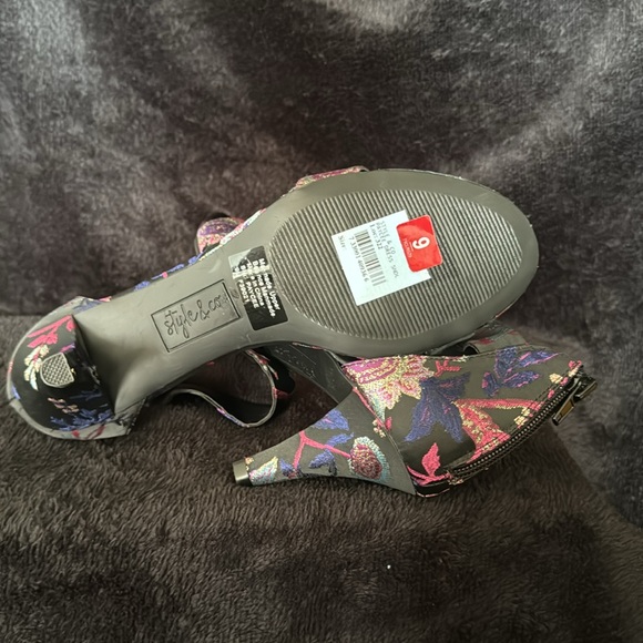 Style&Co hell shoes - Picture 5 of 5